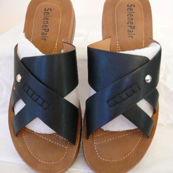 SelenePair Women's Flat Slide Low Wedge Black Open Toe Straps Sandals-Size 8-NIB - Picture 1 of 8